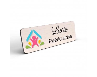 Badge puéricultrice personnalisé Petite enfance couleur